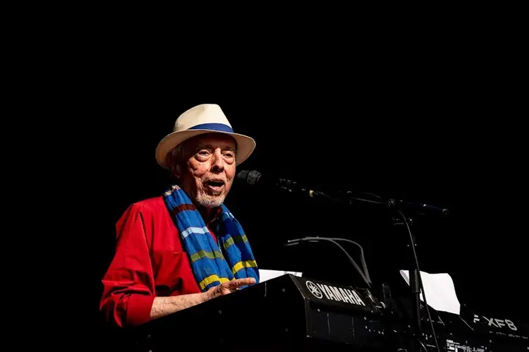 Sergio Mendes